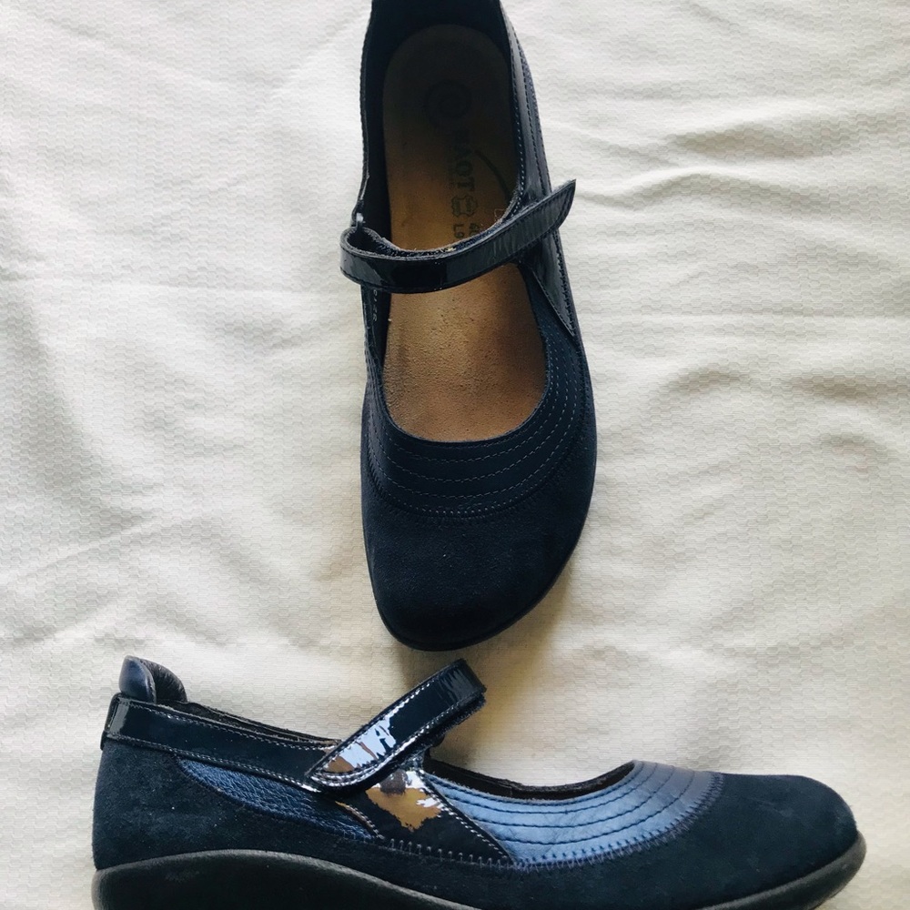 NAOT suede Women's Navy blue Mary Jane Shoes - Picture 5 of 14